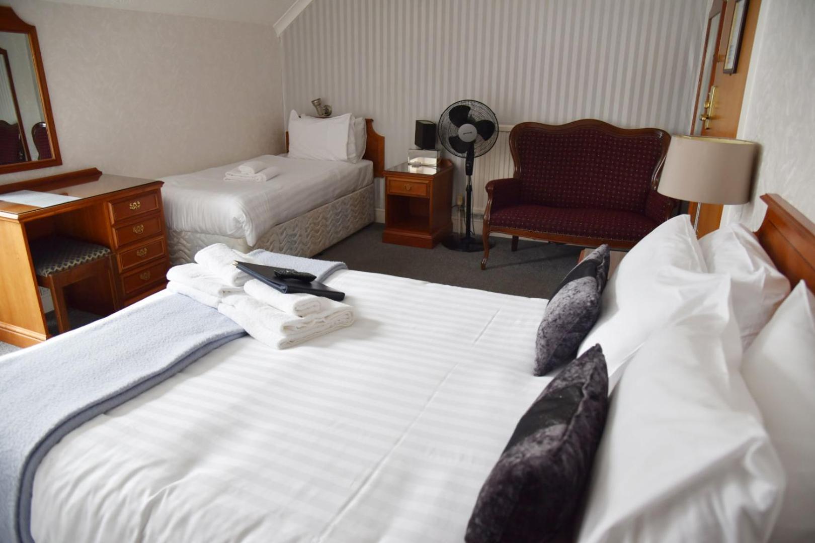Crystal Hotel & Savour CBG Dış mekan fotoğraf